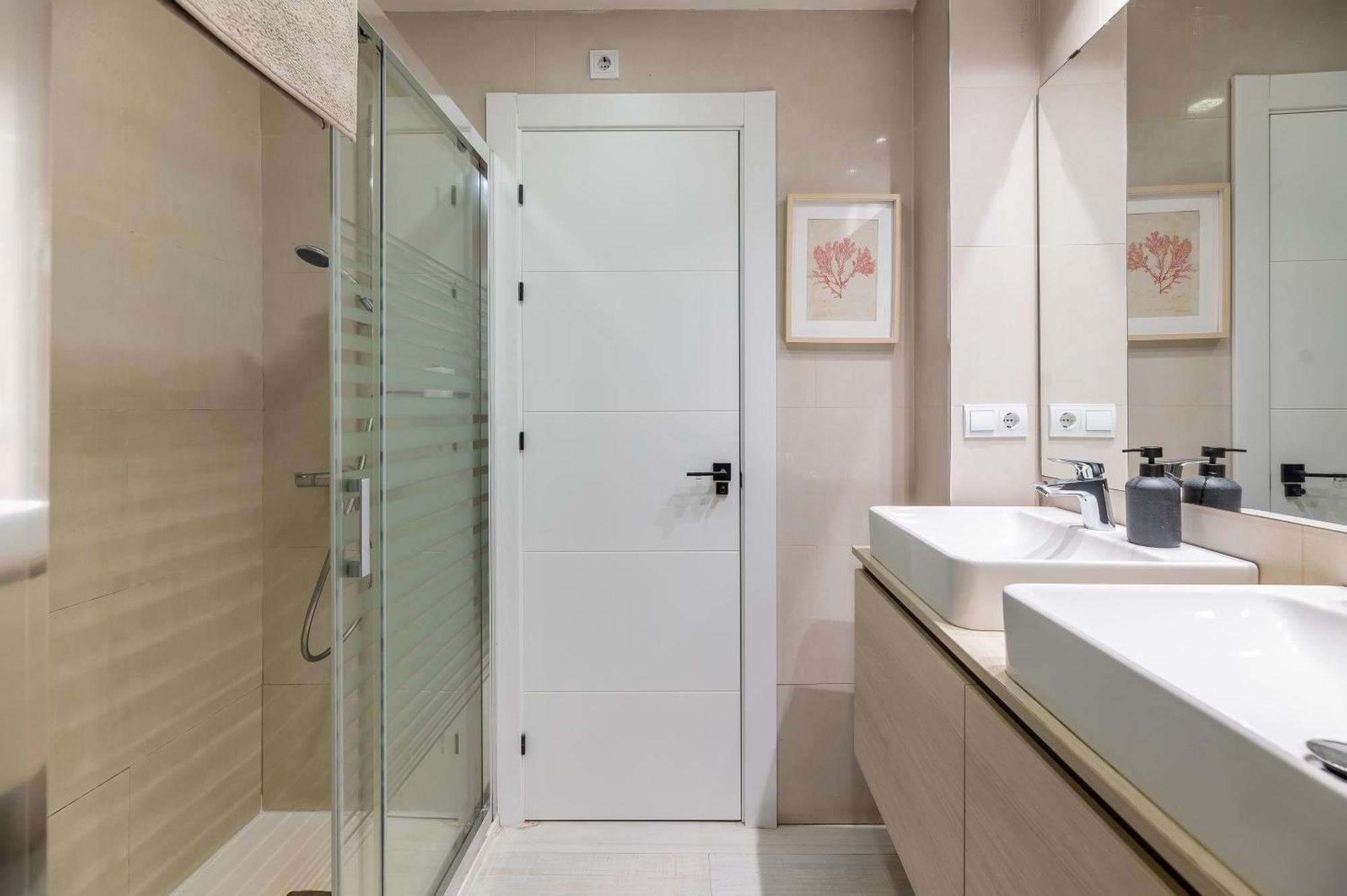 Victoria 16 Premium By Nagoa Homes Málaga Buitenkant foto